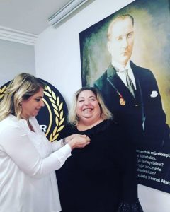 El veren ellerinizle büyüyoruz El veren ellerinizle büyüyoruz görseli